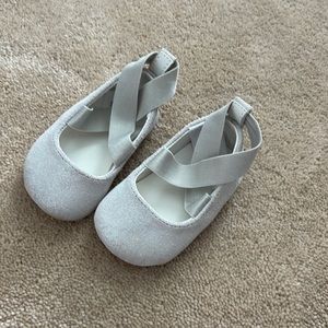 Perfect condition Janie and Jack silver ballet flats